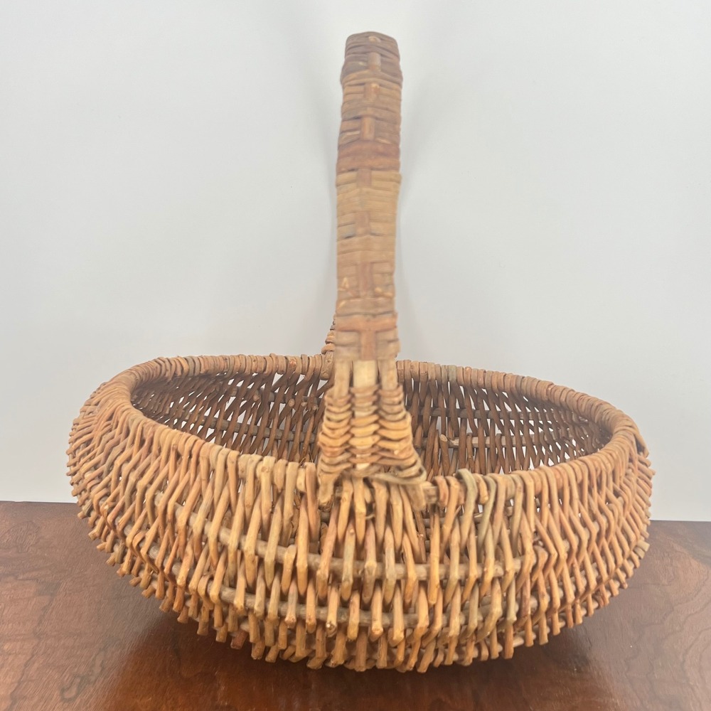 Vintage Woven Willow Oval Gathering Basket Handmade Country Farmhouse Cottage